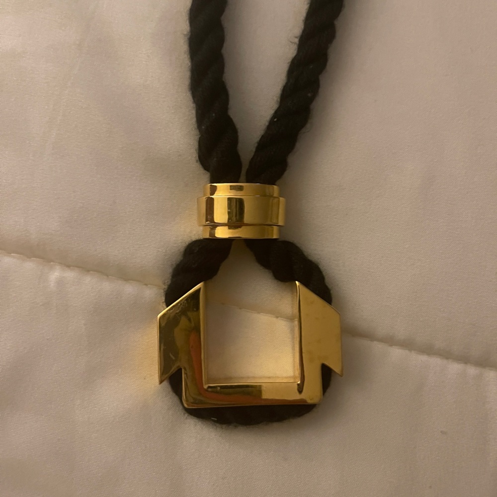 Vince Camuto Necklace